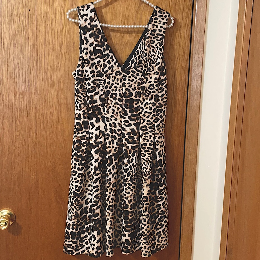 Vince Camuto animal print dress